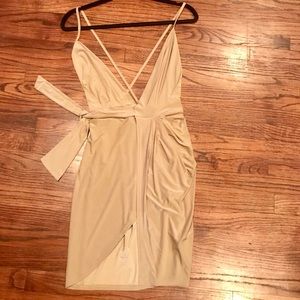 SUPER CUTE wrap dress